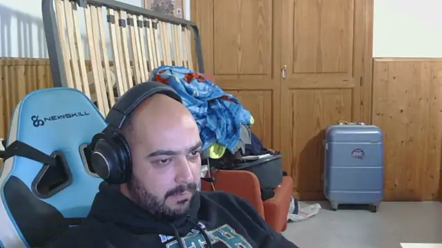 chicomallorca96 online show from March 8, 4:33 pm