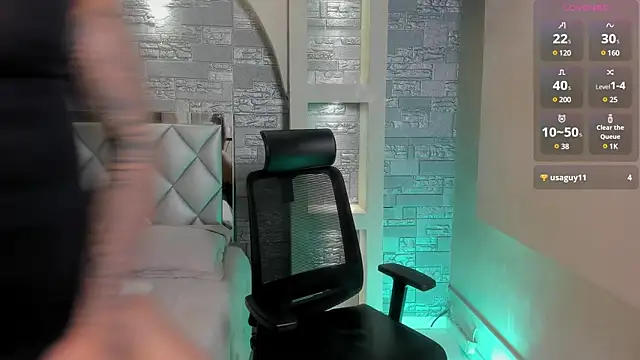 Snapshot of Aron_Bolt chatting on March 8, 3:16 am Aron Bolt online show from March 8, 3:16 am