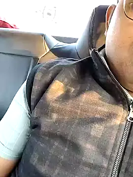 hardyloves online show from January 8, 2:25 am