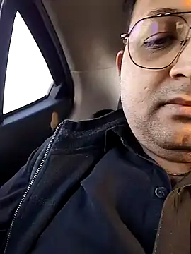 hardyloves online show from January 9, 2:33 am