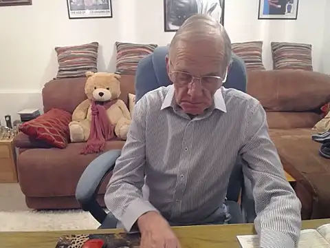 Snapshot of Ferret7777 chatting on October 30, 8:21 pm Ferret7777 online show from October 30, 8:21 pm