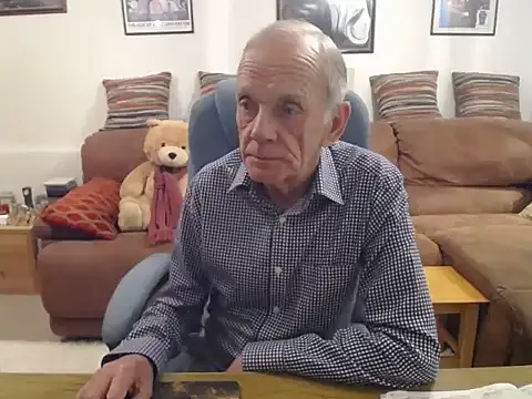 Snapshot of Ferret7777 chatting on October 25, 7:26 pm Ferret7777 online show from October 25, 7:26 pm