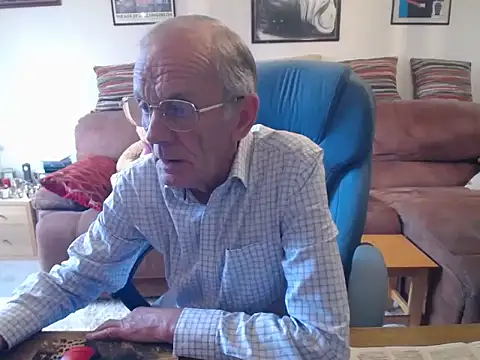 Snapshot of Ferret7777 chatting on October 27, 2:19 pm Ferret7777 online show from October 27, 2:19 pm