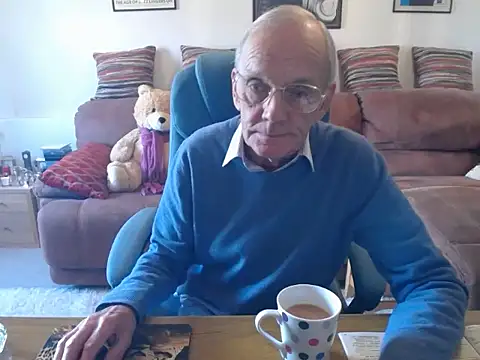 Snapshot of Ferret7777 chatting on October 22, 10:41 am Ferret7777 online show from October 22, 10:41 am