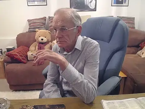 Snapshot of Ferret7777 chatting on November 1, 9:08 pm Ferret7777 online show from November 1, 9:08 pm