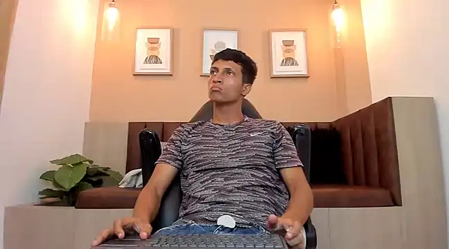 wolf james123 online show from February 2, 3:10 am