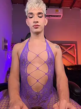 Cherry zayden  online show from April 27, 1:24 am