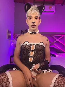 Cherry zayden  online show from May 3, 8:33 pm