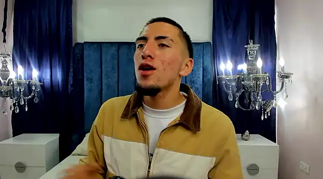 Snapshot of King_Dante_ chatting on February 6, 7:51 pm King Dante online show from February 6, 7:51 pm