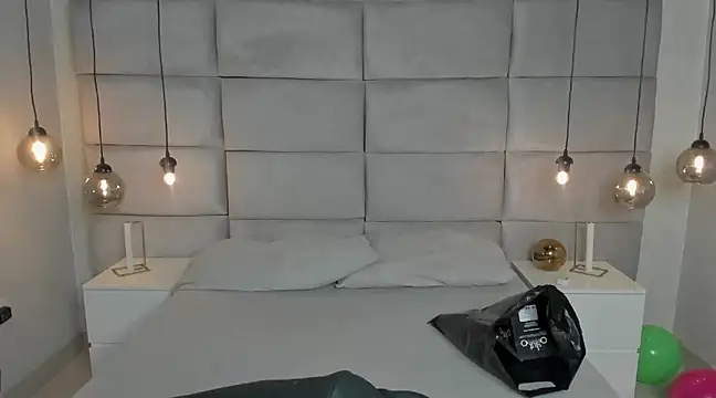 Snapshot of King_Dante_ chatting on December 28, 8:36 pm King Dante online show from December 28, 8:36 pm