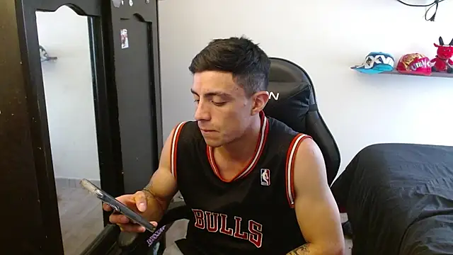 kv   xxx  online show from November 10, 5:29 pm