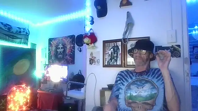 Undercover Pornstar online show from March 25, 10:14 pm