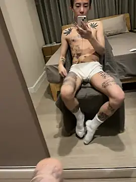 iyy2004 online show from January 29, 10:22 pm