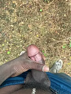 Snapshot of tamil000000 chatting on March 12, 7:24 am tamil000000 online show from March 12, 7:24 am