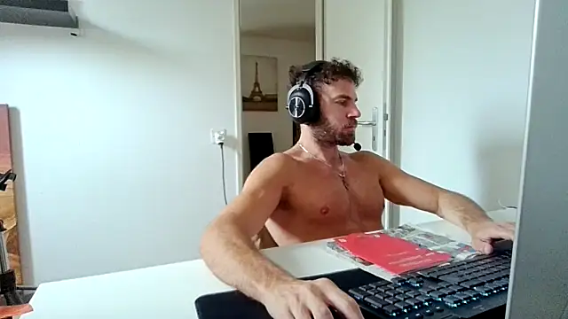 alpha-hunk online show from June 12, 10:02 am