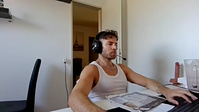 alpha-hunk online show from April 9, 10:21 am