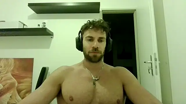 Snapshot of alpha-hunk chatting on September 19, 6:41 pm alpha-hunk online show from September 19, 6:41 pm