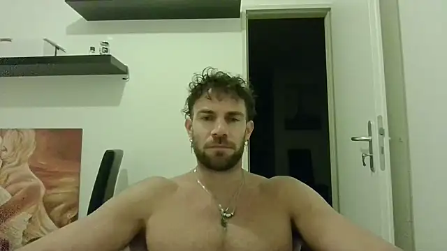 Snapshot of alpha-hunk chatting on September 17, 6:31 pm alpha-hunk online show from September 17, 6:31 pm