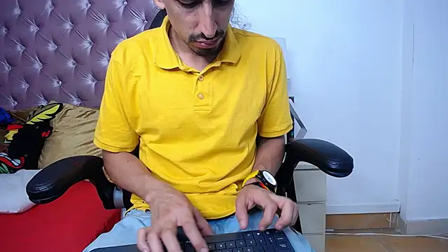 Sr Magnus  online show from October 5, 5:55 am