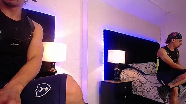 Snapshot of Sr_Magnus_ chatting on January 7, 12:37 pm Sr Magnus online show from January 7, 12:37 pm