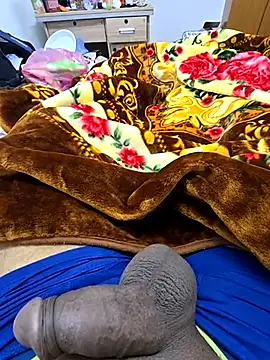 sam2305 online show from February 8, 6:44 pm