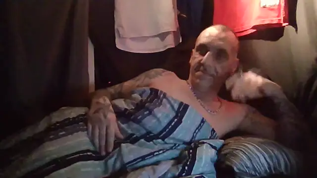 Snapshot of CandiedPompano chatting on October 5, 4:33 pm CandiedPompano online show from October 5, 4:33 pm