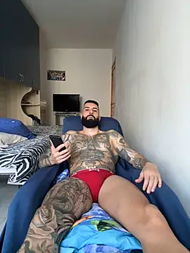 Snapshot of Gioeltoro89 chatting on October 12, 2:33 pm Gioeltoro89 online show from October 12, 2:33 pm