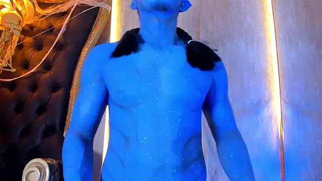 Snapshot of thaddeus_king chatting on October 31, 10:13 pm thaddeus king online show from October 31, 10:13 pm