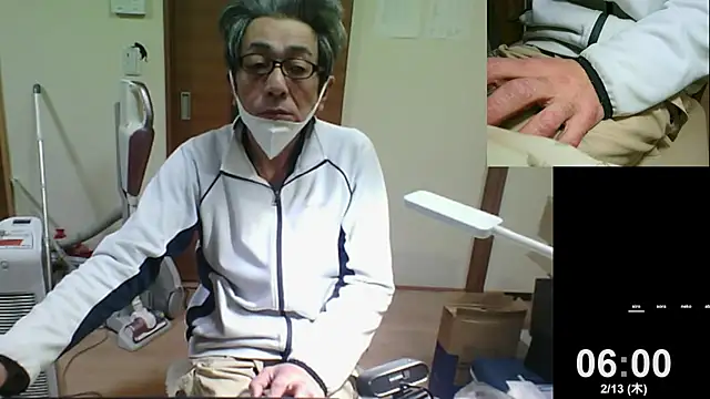 mama010-chan online show from February 12, 9:01 pm