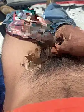 Snapshot of StarringSumac chatting on October 16, 2:30 am StarringSumac online show from October 16, 2:30 am