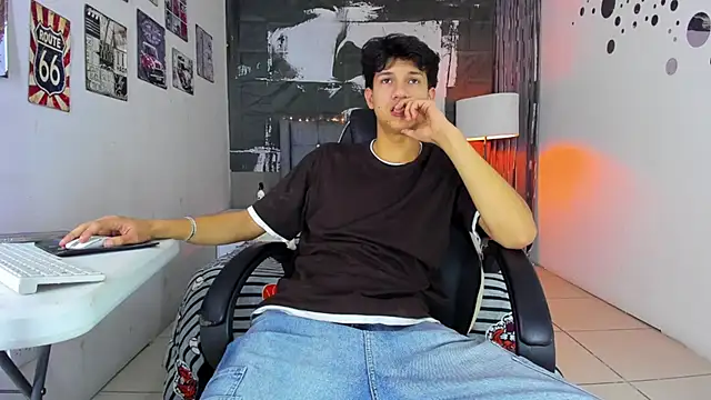 jason graeats online show from February 13, 4:30 am