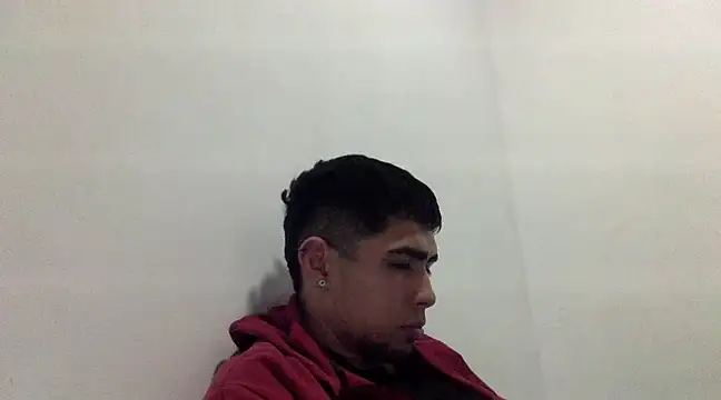 xXSexgroomXx online show from December 14, 3:18 am