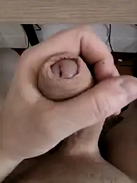 lovedoggy03 online show from June 8, 3:46 pm