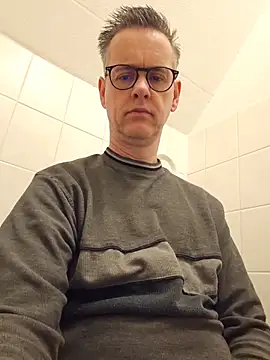 Hectorthyssen1 online show from April 29, 12:10 pm