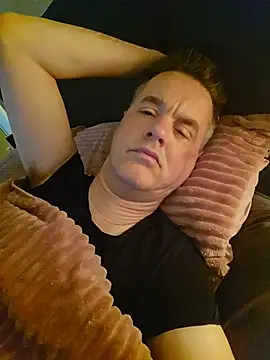 Hectorthyssen1 online show from April 19, 7:08 am