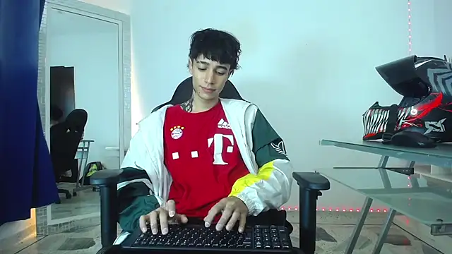 Zacktk7 online show from December 11, 11:10 pm