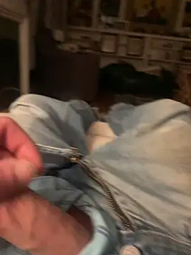 willcumforu online show from February 11, 4:55 am