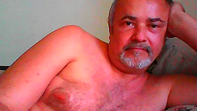 GayPourToi online show from October 18, 4:01 pm