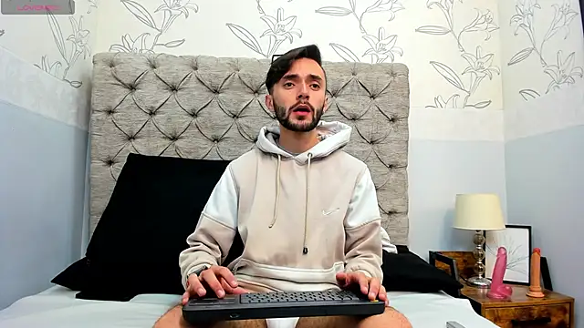jakemagnus online show from January 5, 11:48 am