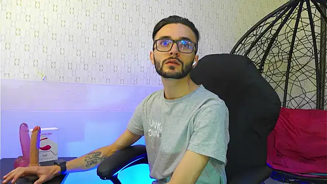 jakemagnus online show from February 21, 6:15 pm