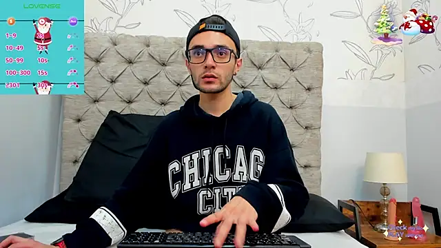 jakemagnus online show from December 14, 12:33 pm