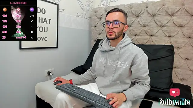 jakemagnus online show from January 2, 12:57 pm
