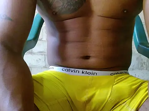 fernandez latinblackk online show from September 13, 4:30 pm