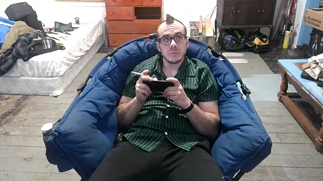 Snapshot of ScubaStevex chatting on March 12, 2:31 am ScubaStevex online show from March 12, 2:31 am