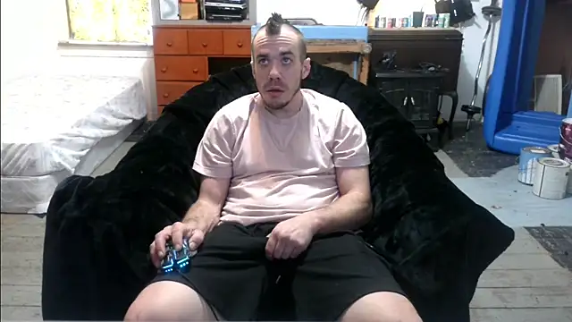 Snapshot of ScubaStevex chatting on March 8, 5:19 pm ScubaStevex online show from March 8, 5:19 pm