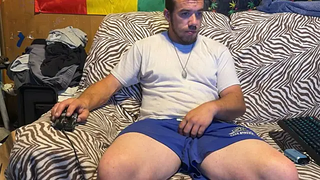 ScubaStevex online show from June 26, 1:57 pm