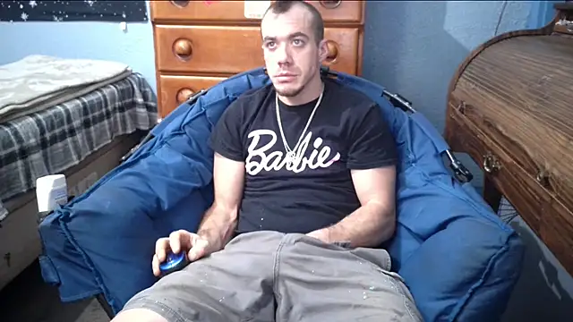 Snapshot of ScubaStevex chatting on December 8, 3:45 pm ScubaStevex online show from December 8, 3:45 pm
