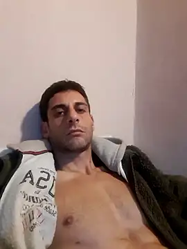 Snapshot of MrTamburine22 chatting on December 9, 1:46 pm MrTamburine22 online show from December 9, 1:46 pm