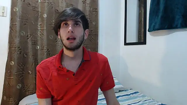 Snapshot of Thhiago_tay chatting on September 26, 11:46 pm Thhiago tay online show from September 26, 11:46 pm