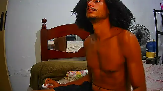 SkinnyLatinMan online show from February 15, 1:22 am